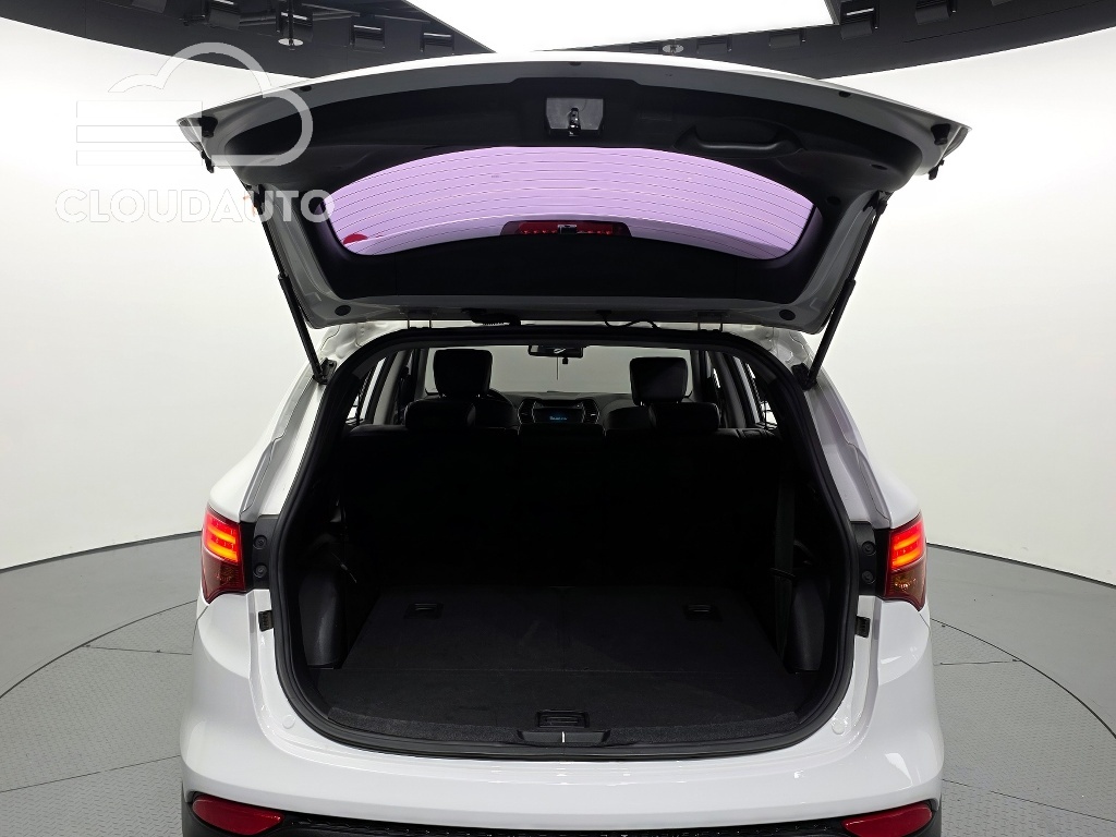 2015 Hyundai Santa Fe Diesel 2.0 2WD Exclusive - Image 20