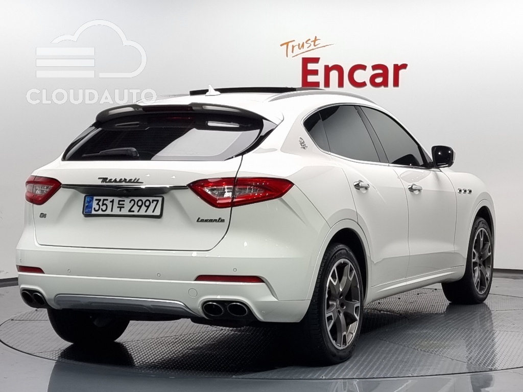2017 Maserati Levante 3.0 Diesel AWD Sports - Image 2
