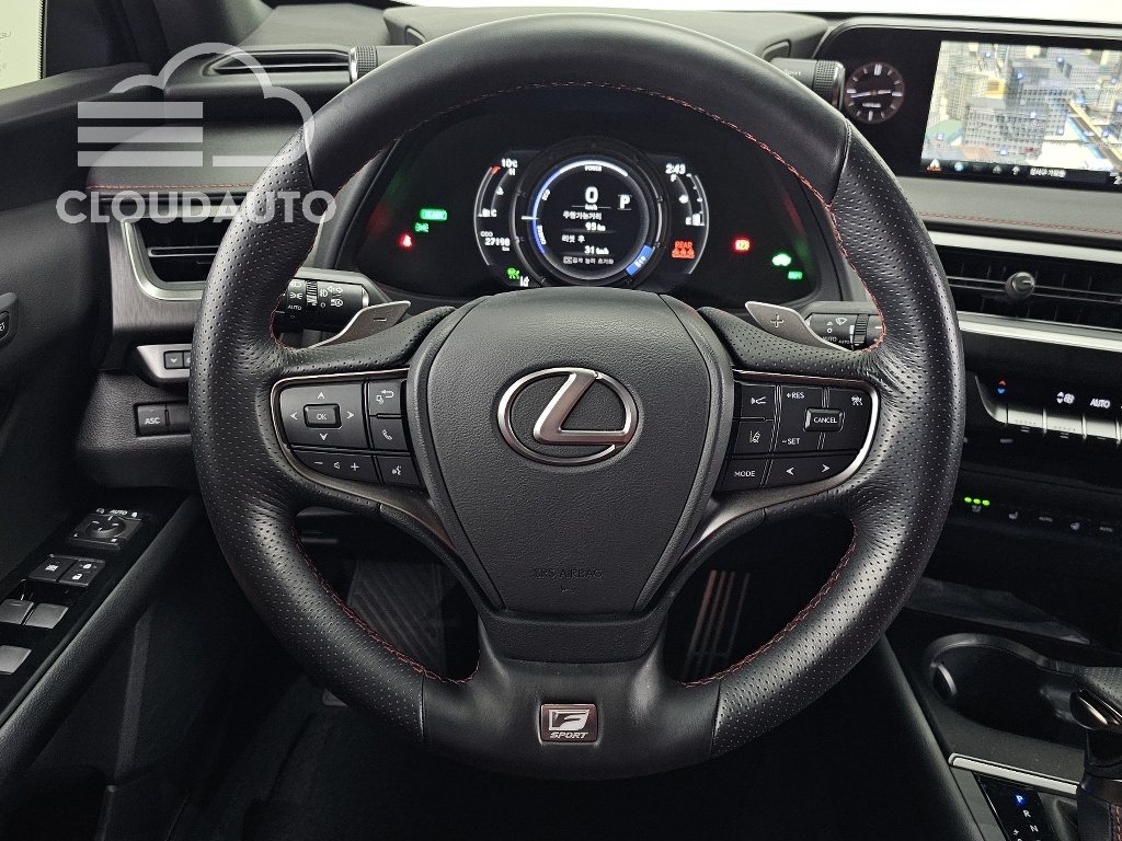 2022 Lexus UX250h 2.0 F-Sport 2WD - Image 13