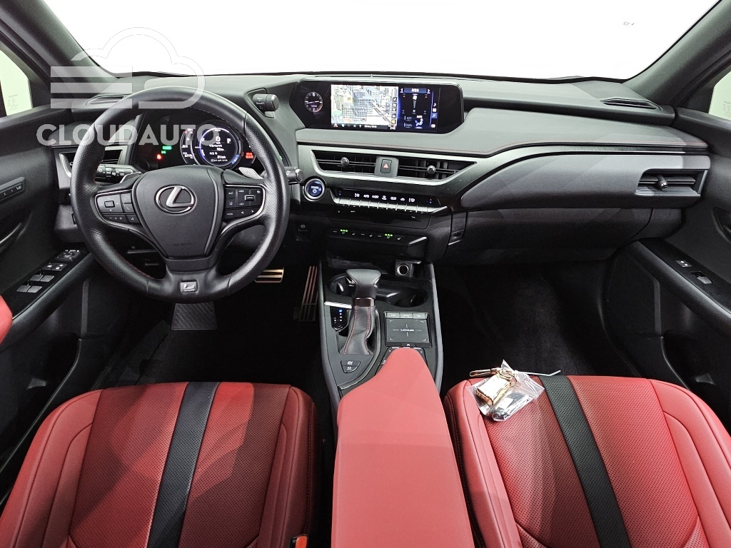 2022 Lexus UX250h 2.0 F-Sport 2WD - Image 7