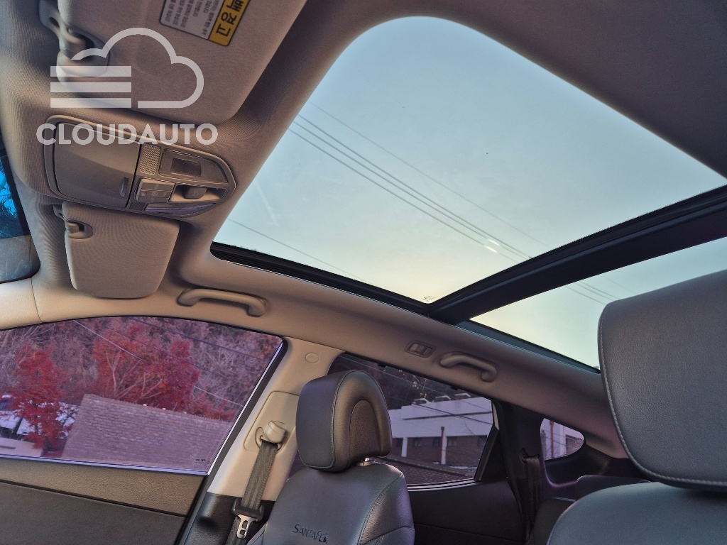2015 Hyundai Santa Fe Diesel 2.0 2WD Exclusive - Image 13