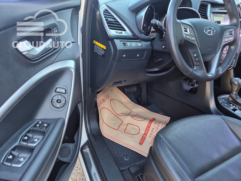 2015 Hyundai Santa Fe Diesel 2.0 2WD Exclusive - Image 14