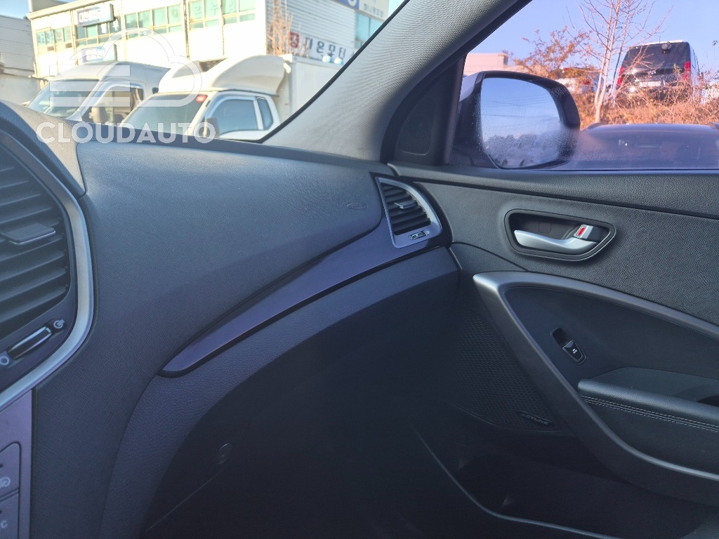 2015 Hyundai Santa Fe Diesel 2.0 2WD Exclusive - Image 20