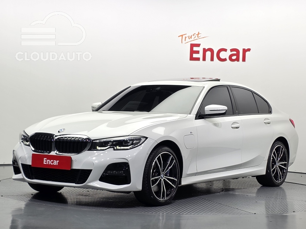 2021 BMW 3 Series 330e M Sports