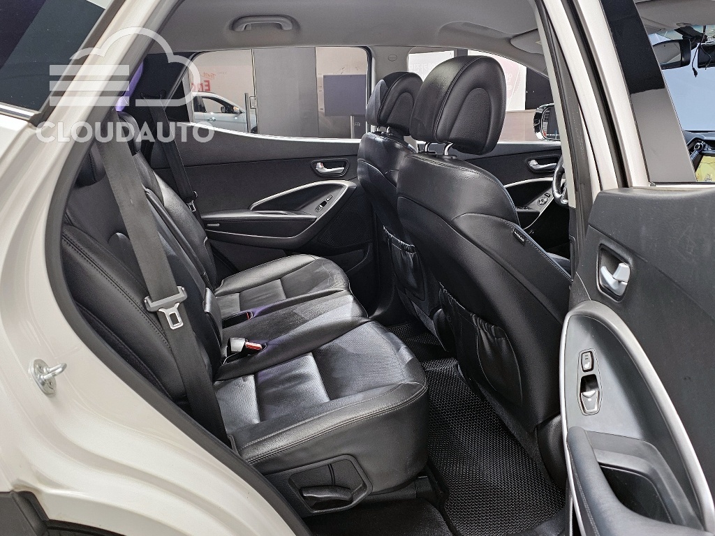 2014 Hyundai Santa Fe Diesel 2.2 4WD Premium - Image 12