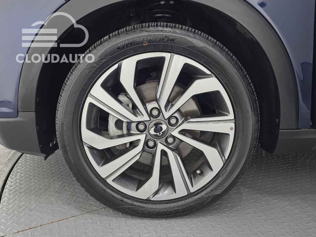 2020 SsangYong Tivoli Gasoline 1.5 2WD - Image 5