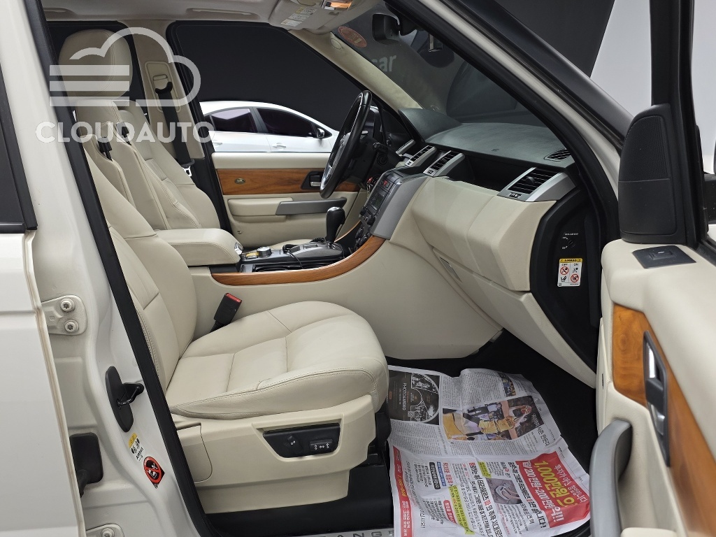 2009 Land Rover Range Rover Sport 2.7 TDV6 HSE - Image 10