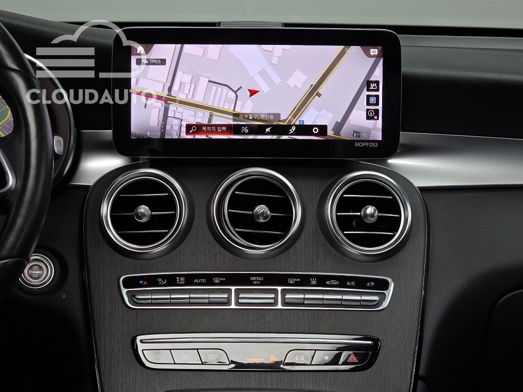 2021 Mercedes-Benz GLC GLC300e 4MATIC Coupe - Image 14