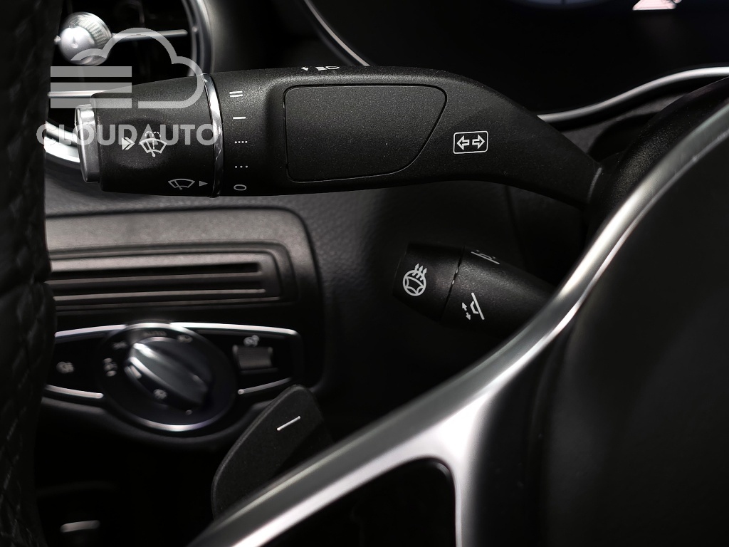2021 Mercedes-Benz GLC GLC300e 4MATIC Coupe - Image 17
