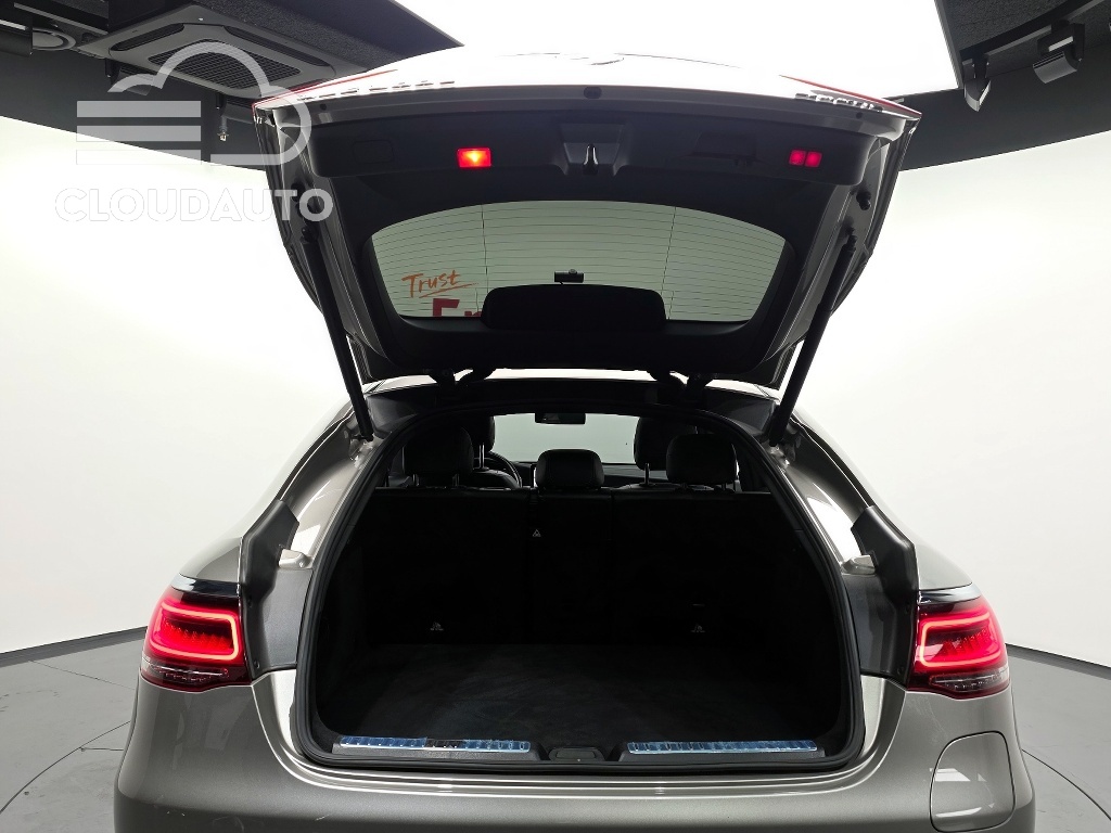 2021 Mercedes-Benz GLC GLC300e 4MATIC Coupe - Image 20