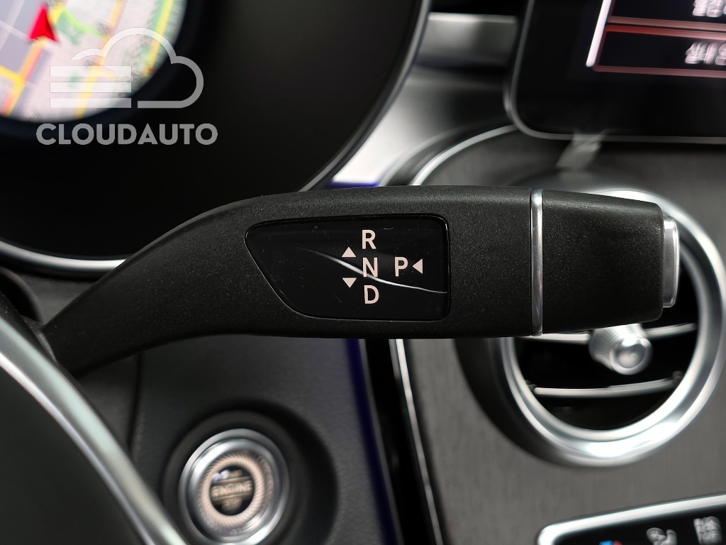 2021 Mercedes-Benz GLC GLC300e 4MATIC Coupe - Image 9