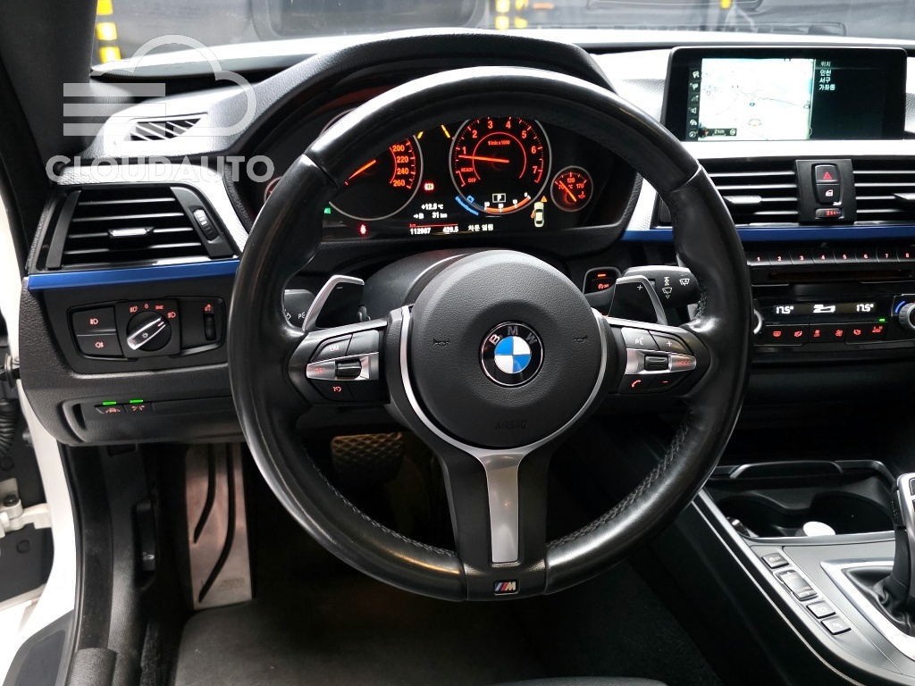 2017 BMW 4 Series 428i M Sports Coupe - Image 13
