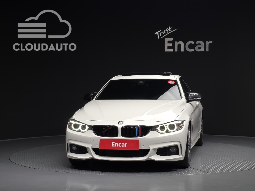 2017 BMW 4 Series 428i M Sports Coupe - Image 3