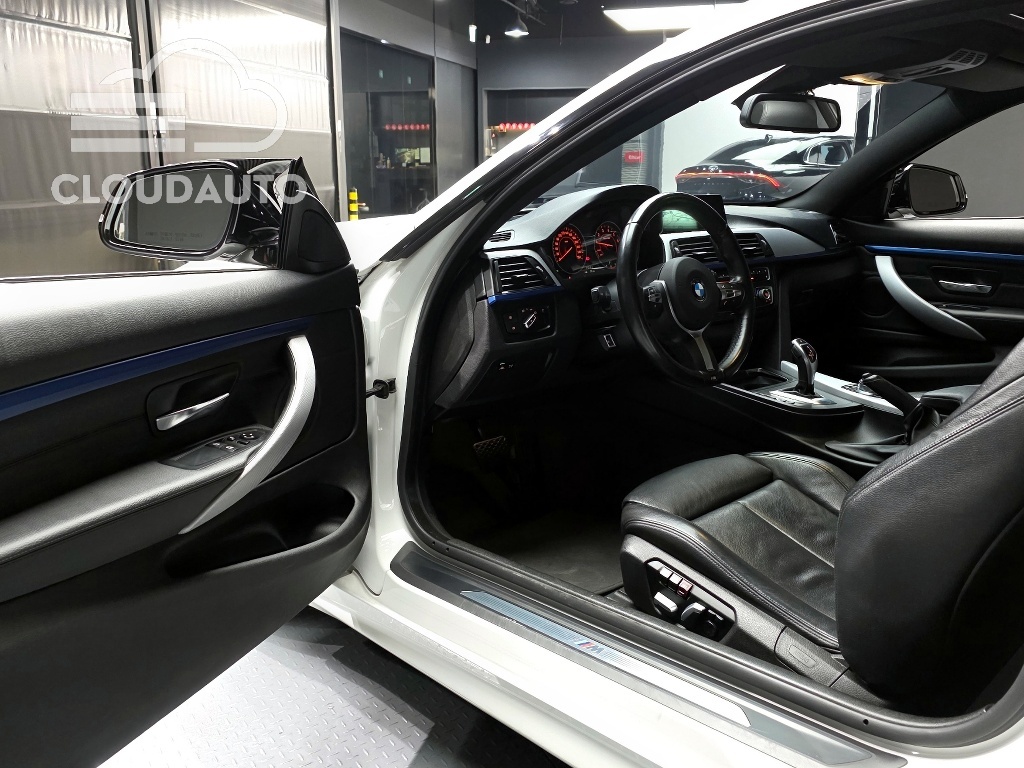2017 BMW 4 Series 428i M Sports Coupe - Image 10