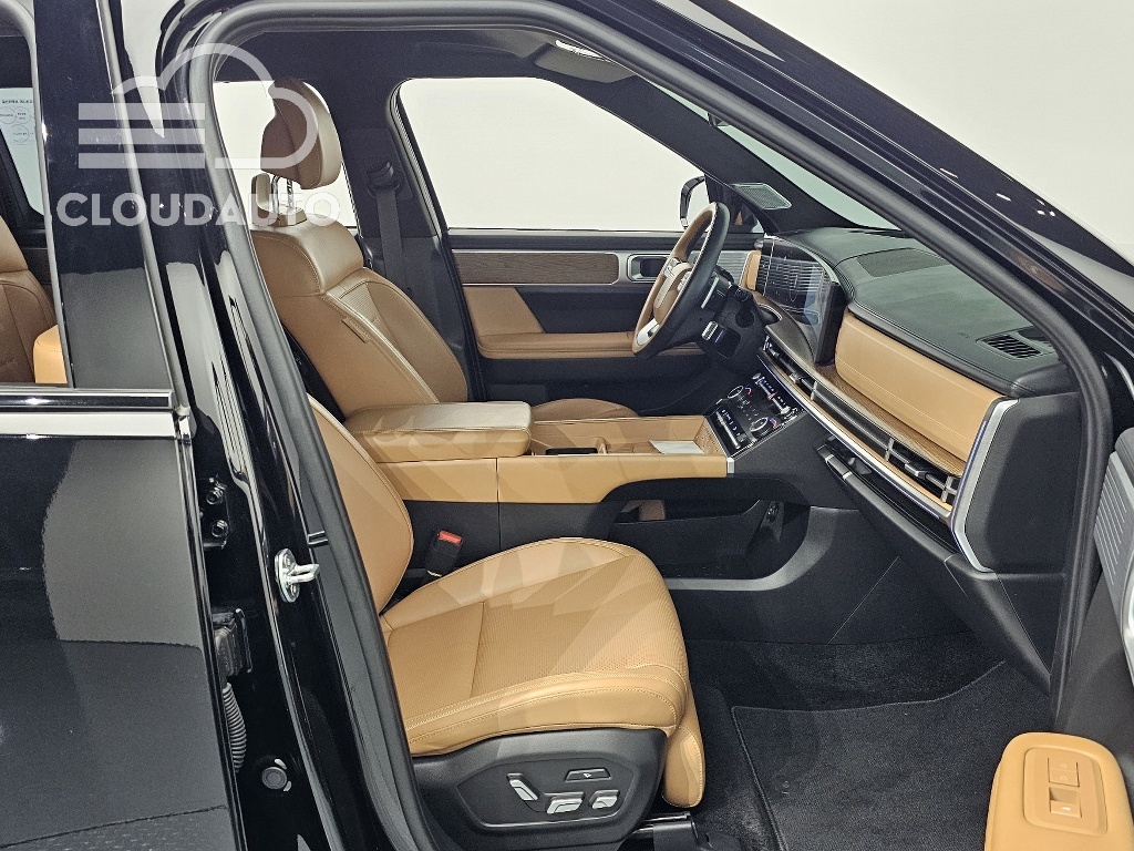2024 Hyundai Santa Fe Gasoline 2.5T 2WD - Image 10