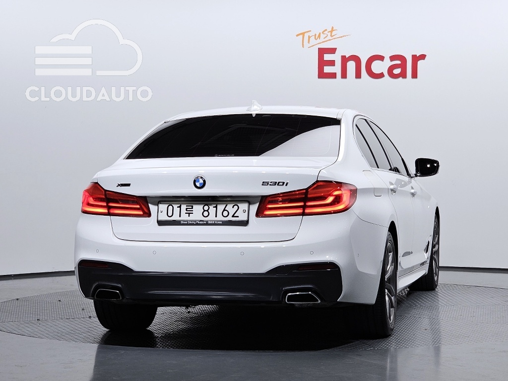 2018 BMW 5 Series 530i xDrive M Sports Plus - Image 4