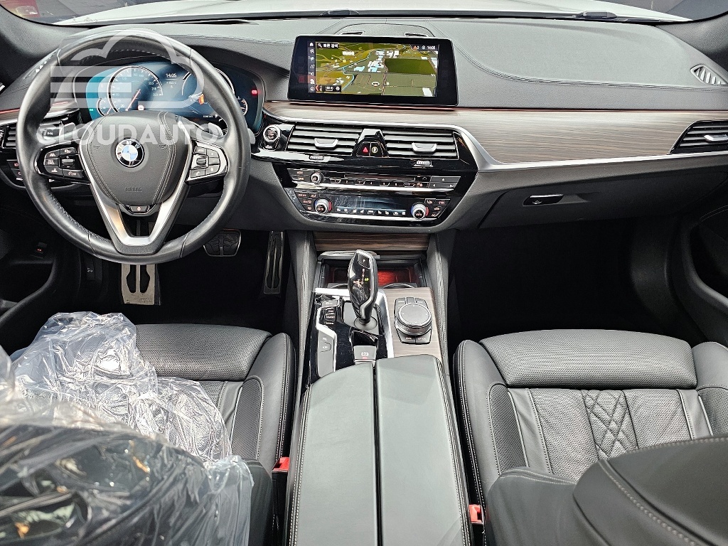 2018 BMW 5 Series 530i xDrive M Sports Plus - Image 7