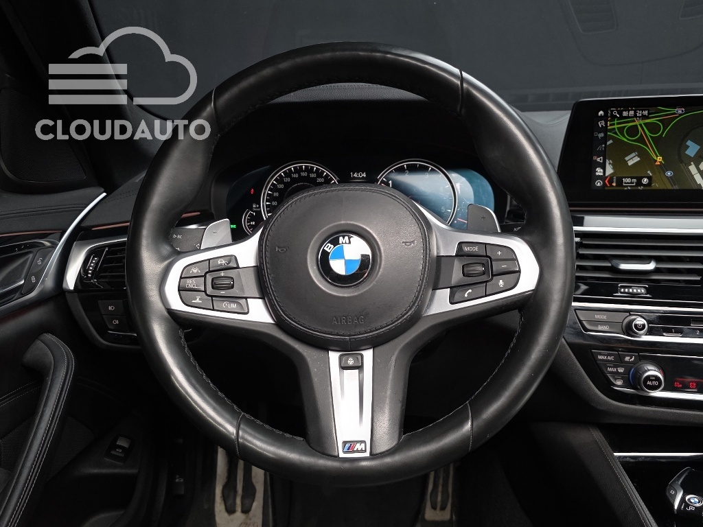 2018 BMW 5 Series 520d xDrive M Sports Plus - Image 7