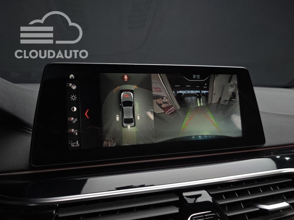 2018 BMW 5 Series 520d xDrive M Sports Plus - Image 9
