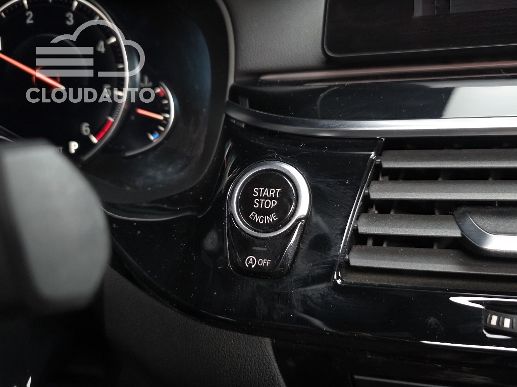 2018 BMW 5 Series 520d xDrive M Sports Plus - Image 30