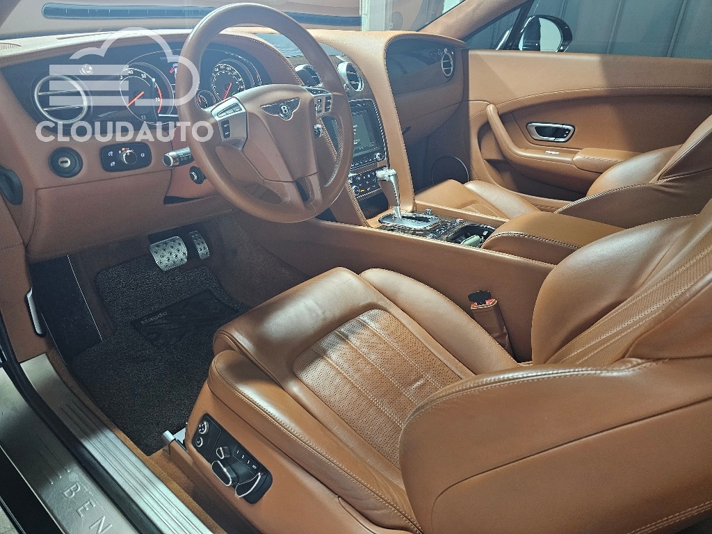 2014 Bentley Continental GT 4.0 GT - Image 8