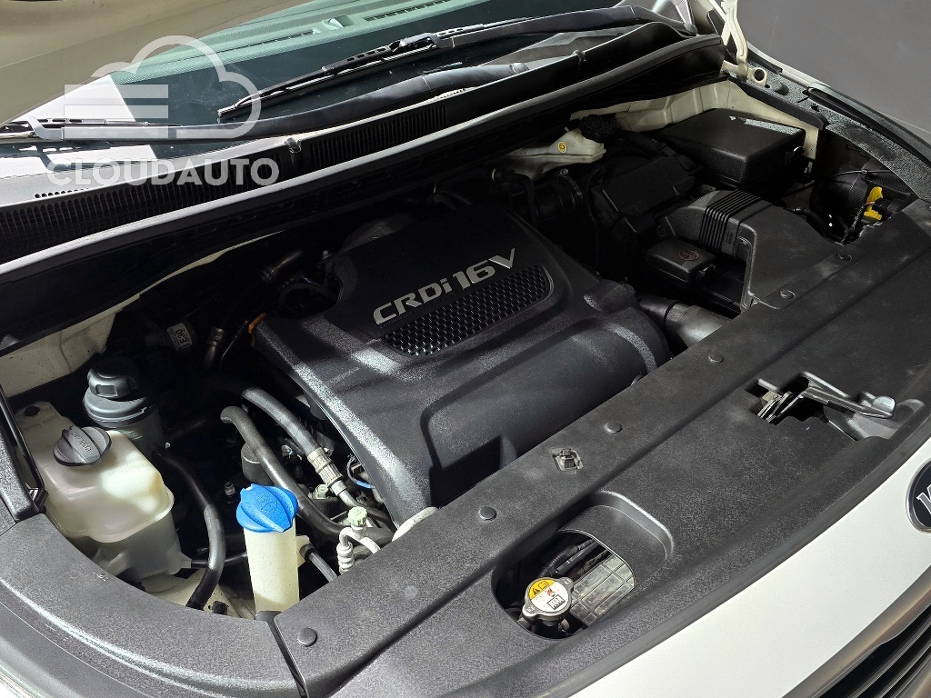 2015 Kia Carnival 9 Prestige - Image 6