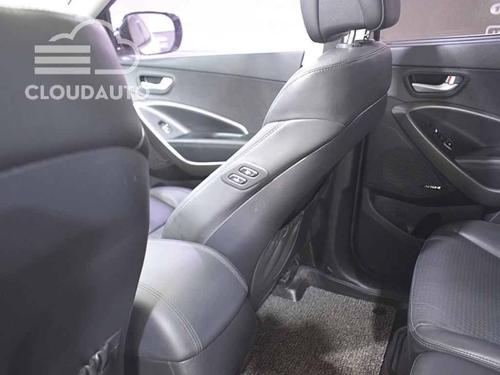 2014 Hyundai Santa Fe Diesel 2.0 2WD Exclusive - Image 10