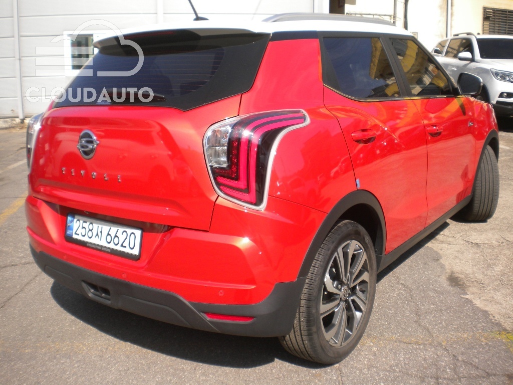 2021 SsangYong Tivoli Gasoline 1.5 2WD - Image 2