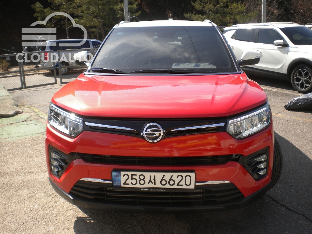 2021 SsangYong Tivoli Gasoline 1.5 2WD - Image 3