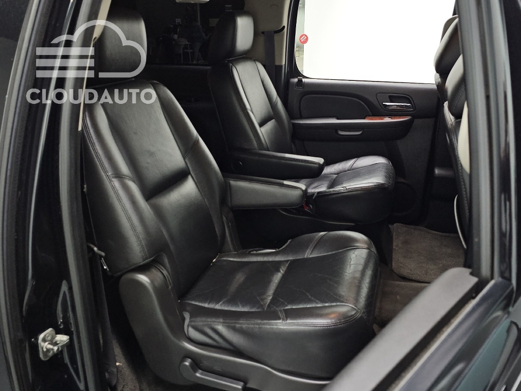 2013 Chevrolet Suburban 5.3 - Image 12