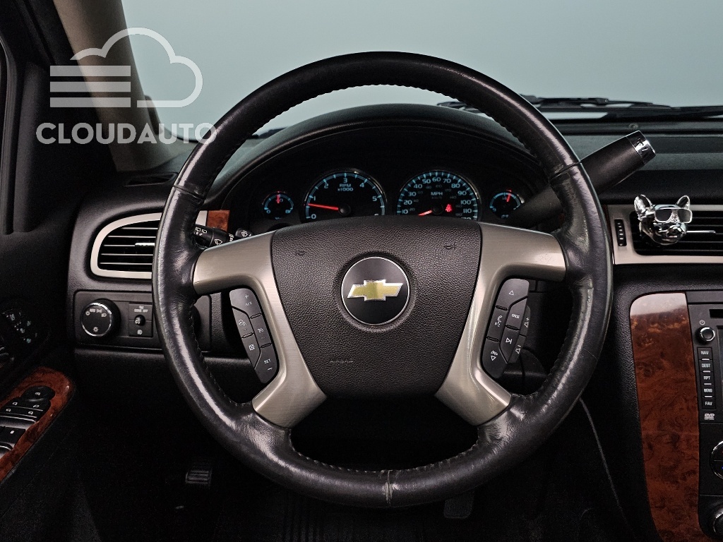 2013 Chevrolet Suburban 5.3 - Image 14