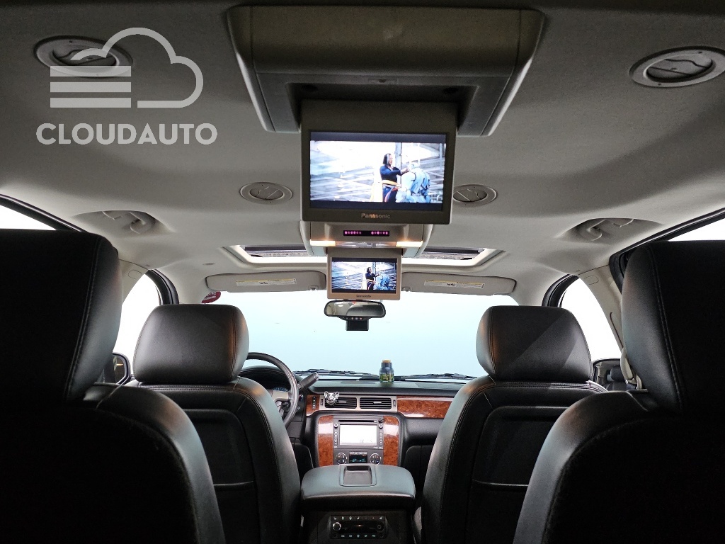2013 Chevrolet Suburban 5.3 - Image 18