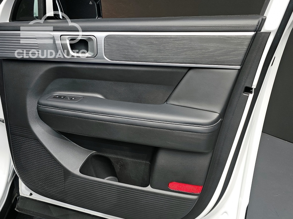 2024 Hyundai Santa Fe Gasoline 2.5T 2WD - Image 25