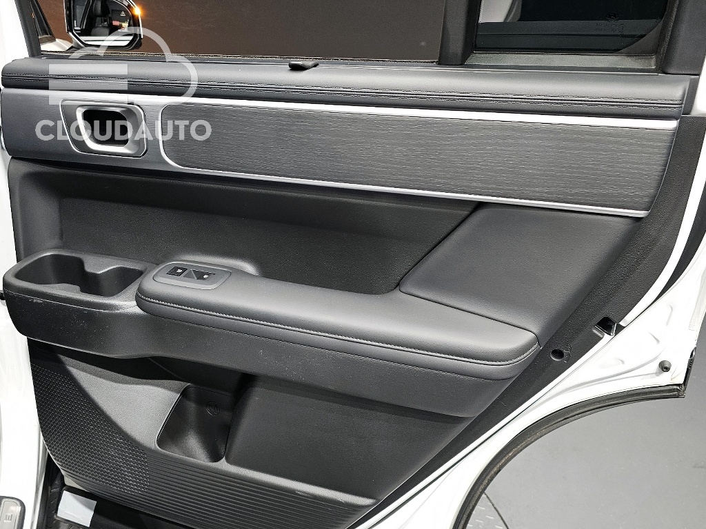 2024 Hyundai Santa Fe Gasoline 2.5T 2WD - Image 30