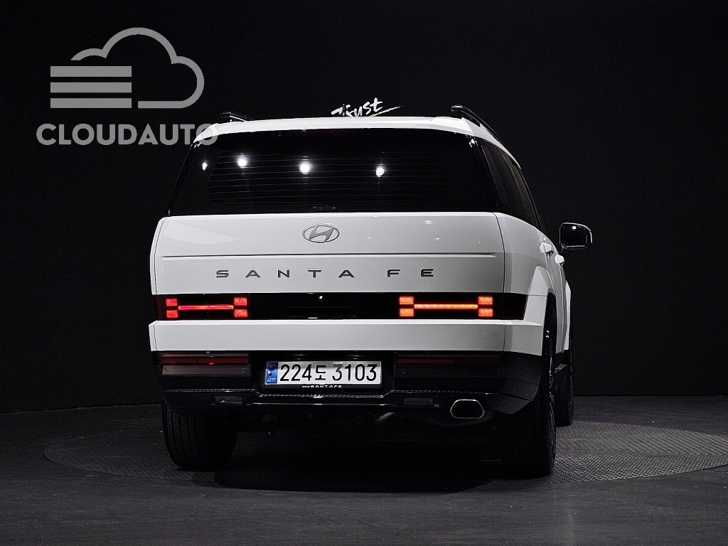 2024 Hyundai Santa Fe Gasoline 2.5T 2WD - Image 4
