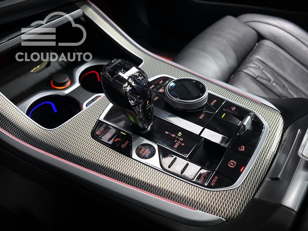 2022 BMW X5 xDrive 40i M Sports - Image 9