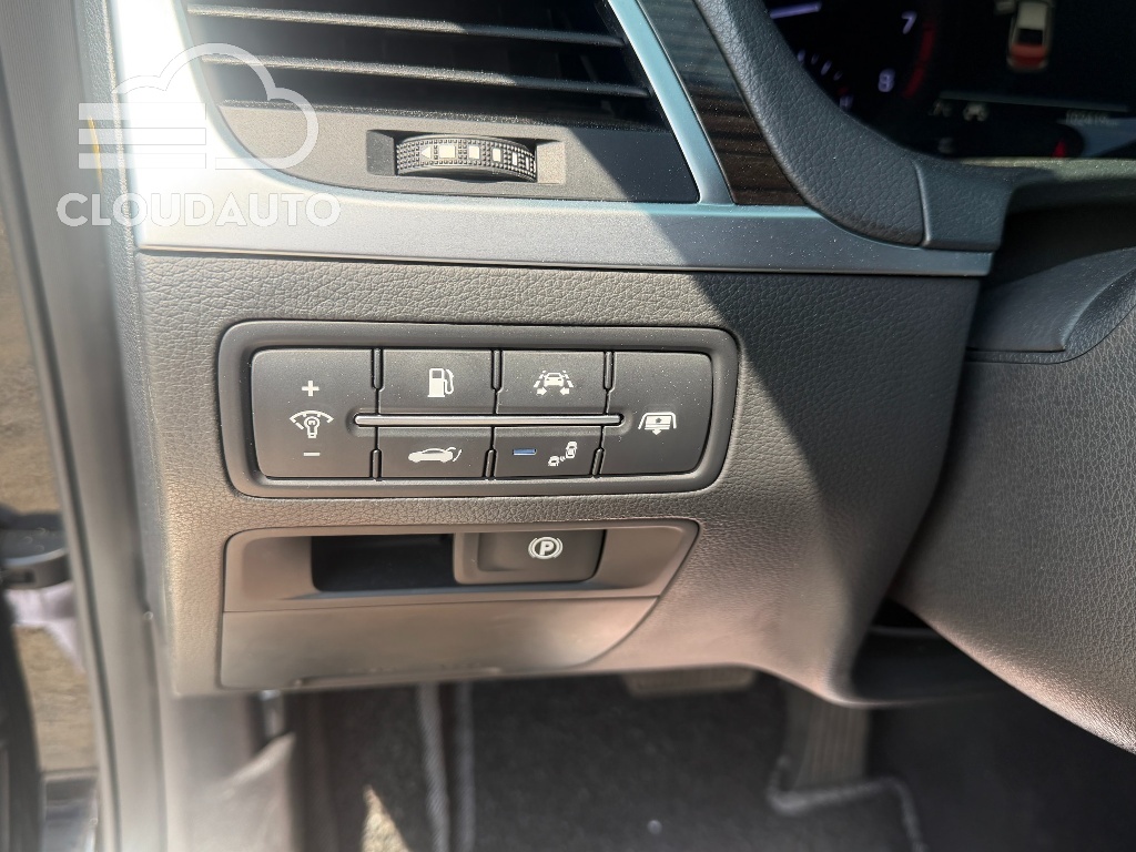 2019 Genesis G80 3.8 GDI AWD - Image 12