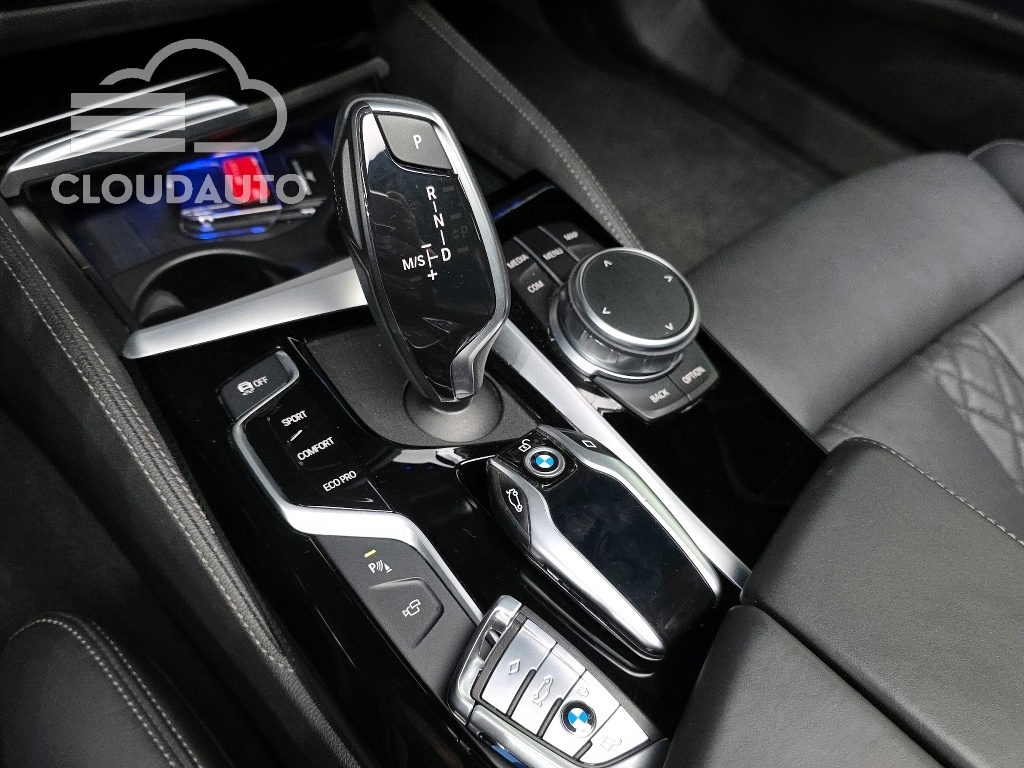 2019 BMW 5 Series 530i xDrive M Sports Plus - Image 9