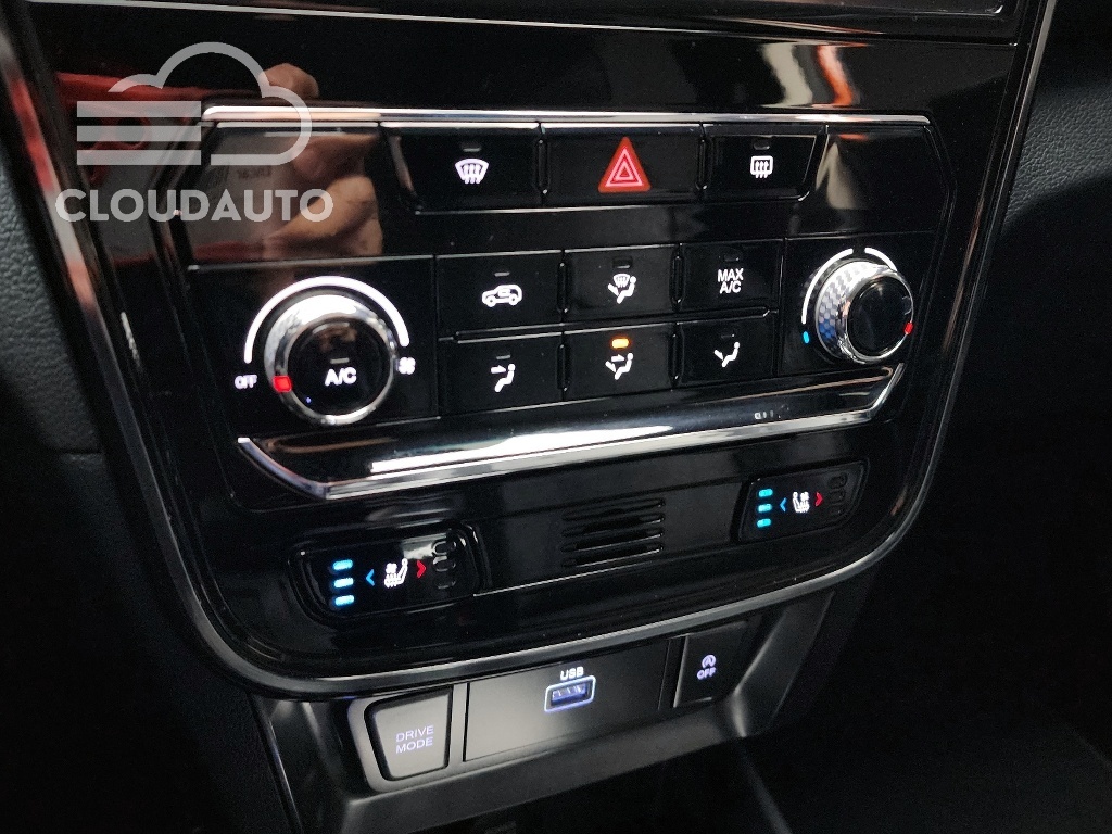 2021 SsangYong Tivoli Diesel 1.6 2WD - Image 16
