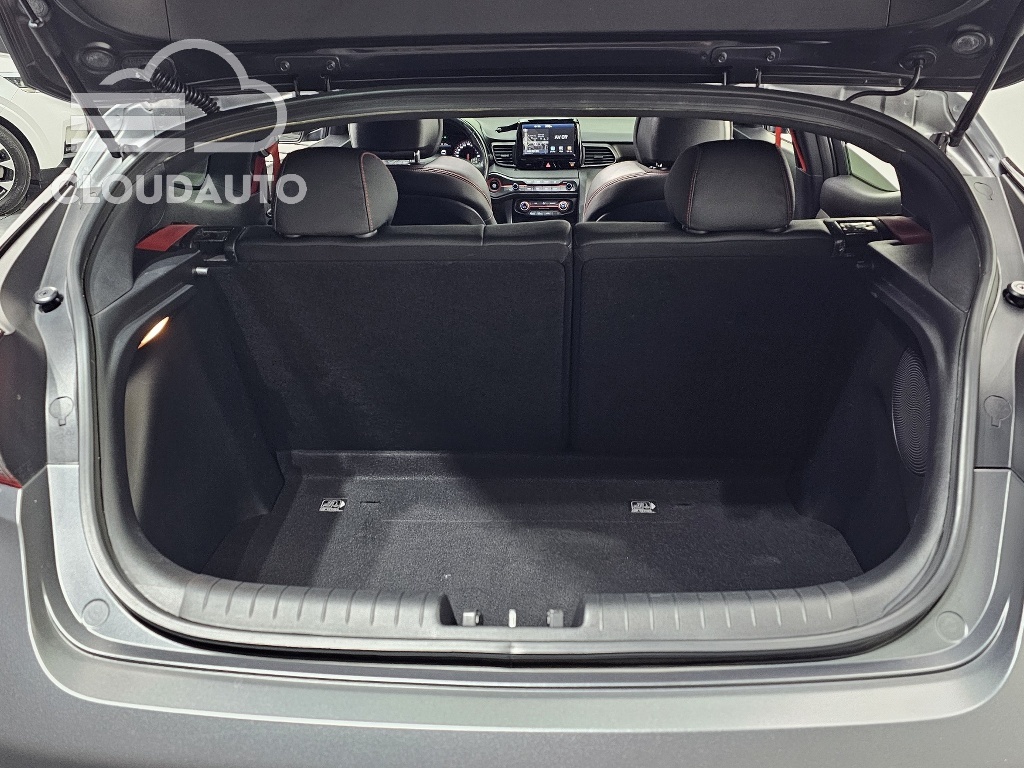 2018 Hyundai Veloster 1.6 Turbo Sports - Image 20