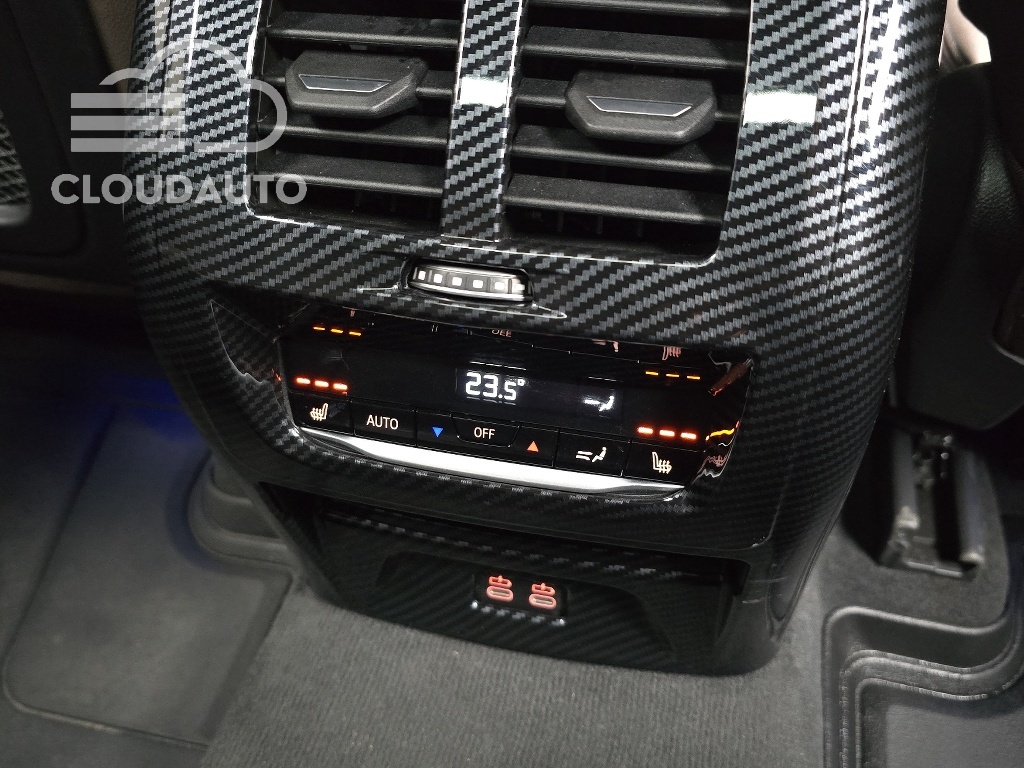 2024 BMW X3 xDrive 20i M Sports - Image 19