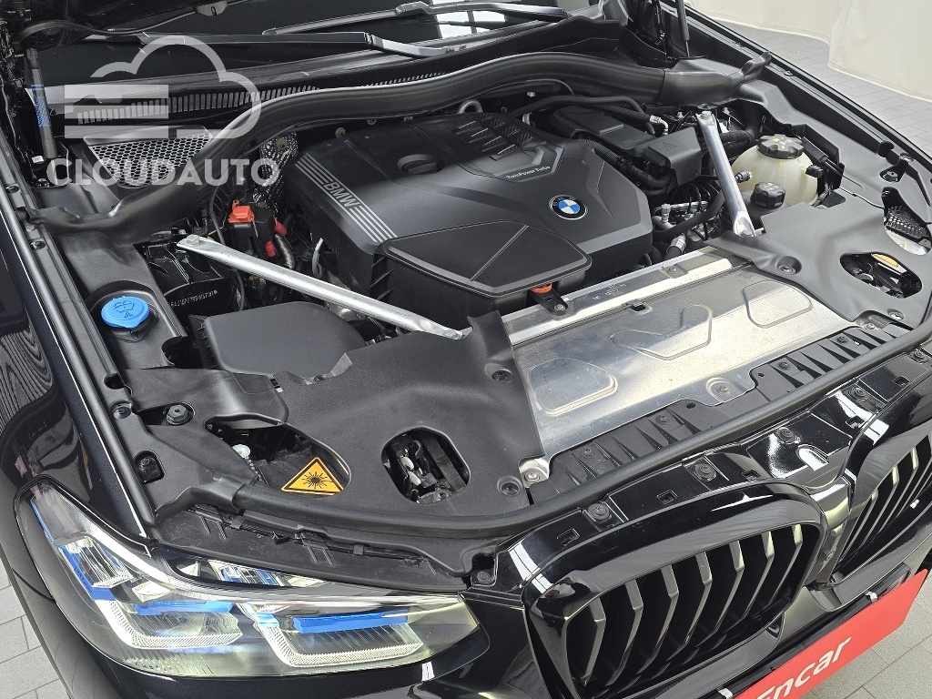 2024 BMW X3 xDrive 20i M Sports - Image 6