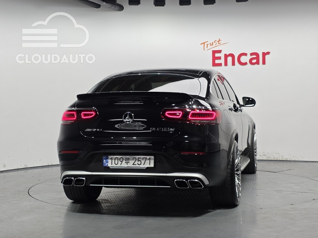 2023 Mercedes-Benz GLC AMG GLC63 S 4MATIC+ Coupe - Image 4