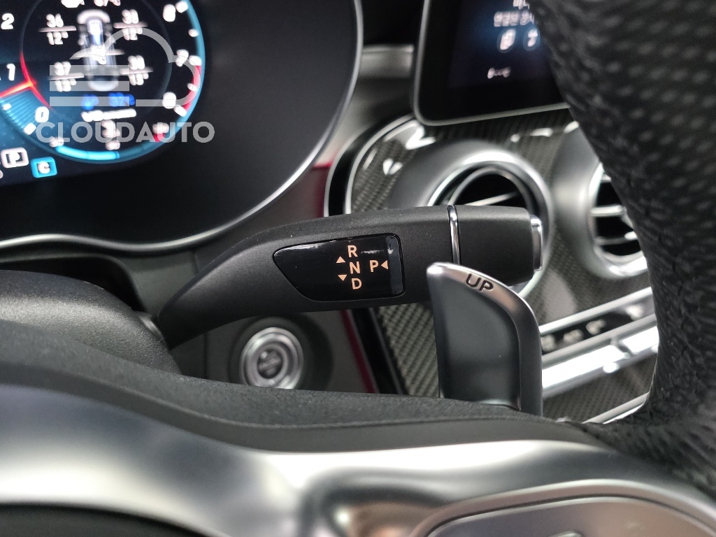 2023 Mercedes-Benz GLC AMG GLC63 S 4MATIC+ Coupe - Image 9