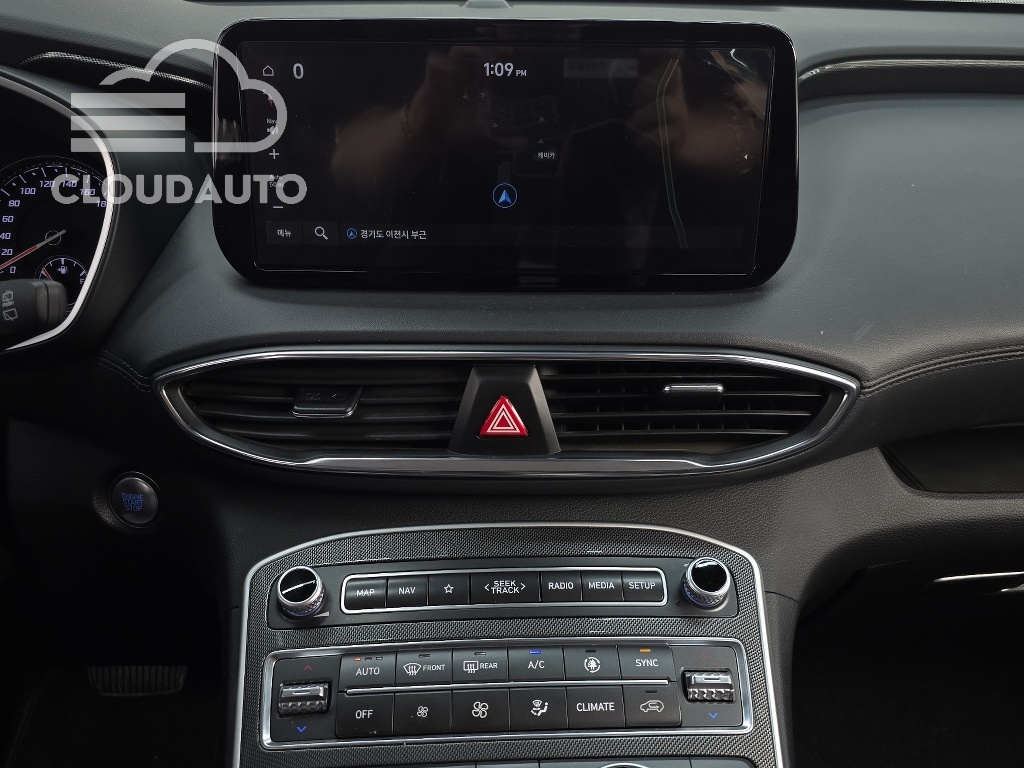 2023 Hyundai Santa Fe Gasoline 2.5T 4WD - Image 14