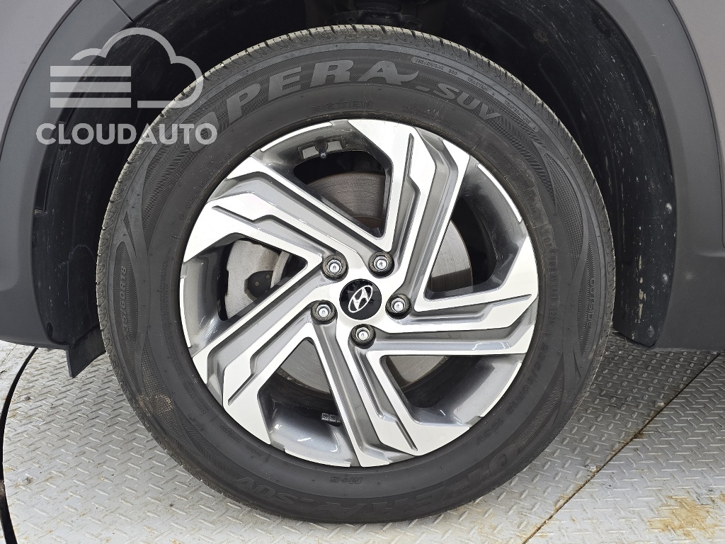 2023 Hyundai Santa Fe Gasoline 2.5T 4WD - Image 5