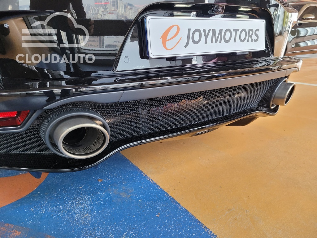 2022 McLaren GT 4.0 - Image 17