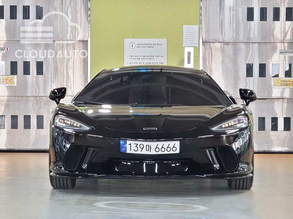 2022 McLaren GT 4.0 - Image 3