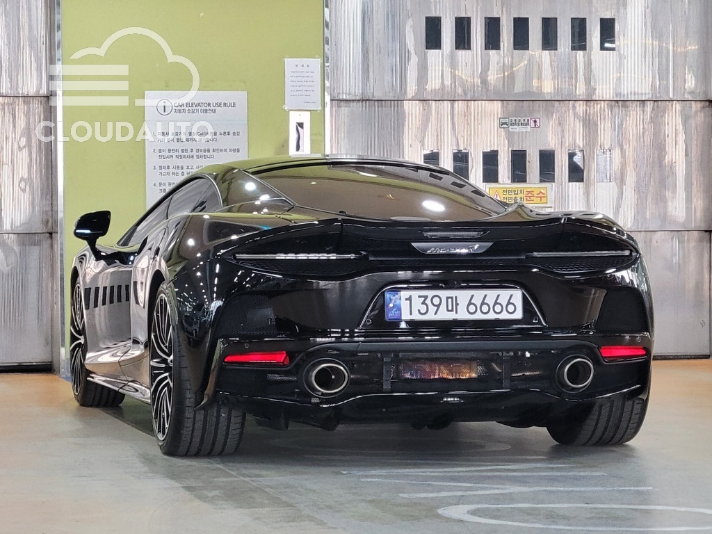 2022 McLaren GT 4.0 - Image 5