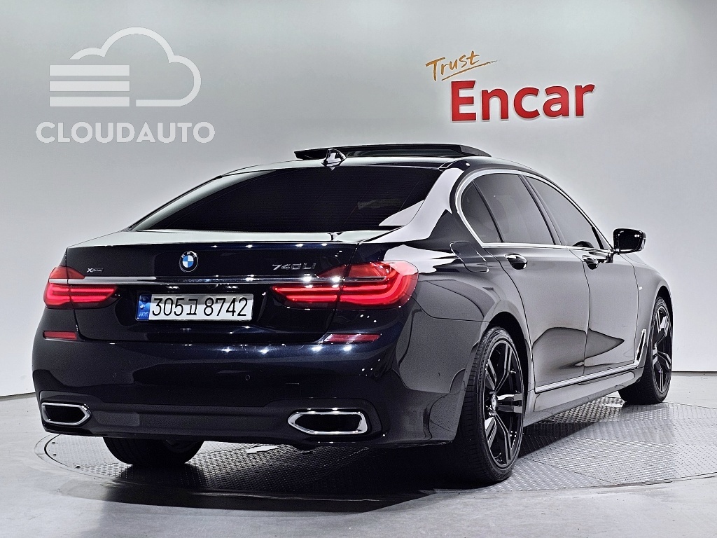 2019 BMW 7 Series 740Li xDrive M Sports - Image 2